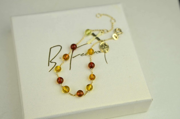 bransoletki złote Złota bransoletka różaniec z bursztynami pr. 585