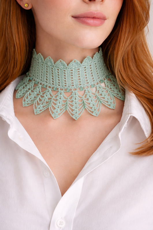 chokery Naszyjnik koronkowy miętowy/seledynowy