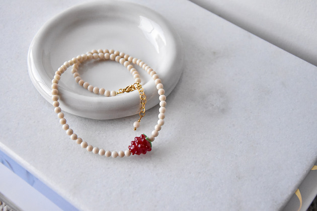 naszyjniki - inne Naszyjnik z kamieniem rzecznym i malinką