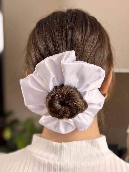 gumki do włosów Big scrunchie Biała