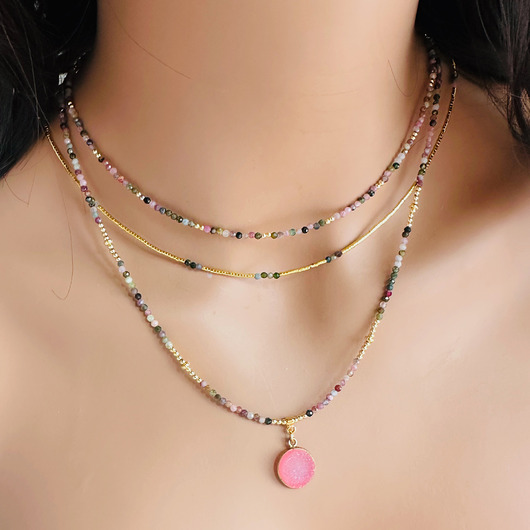 korale Delikatny komplet NASZYJNIKÓW Turmalin,  kolorowe kamienie