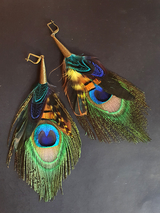 kolczyki z piórami Długie kolczyki  pawie pióra