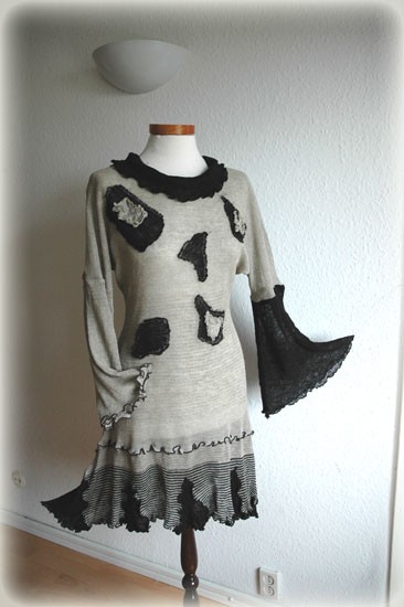 Black and grey malowane lnem