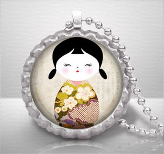 Kapsel z grafiką - &quot;laleczka Kokeshi&quot; XXXDiamicArt