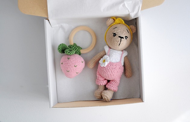 przytulanki dla niemowląt i dzieci Zestaw prezentowy - Leniuch z truskawką