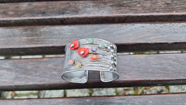 bransoletki wire wrapping Małe kwiatki - bransoletka regulowana