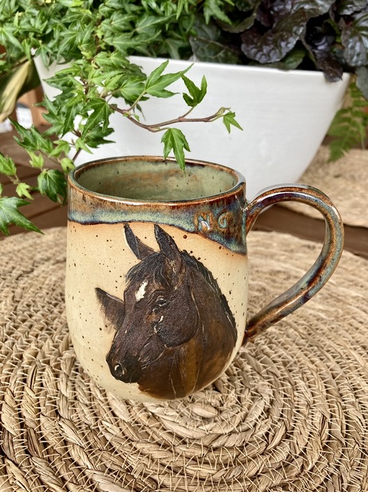 Kubek ręcznie malowany "Gniady 2 NG Autorska bizuteria ceramiczna
