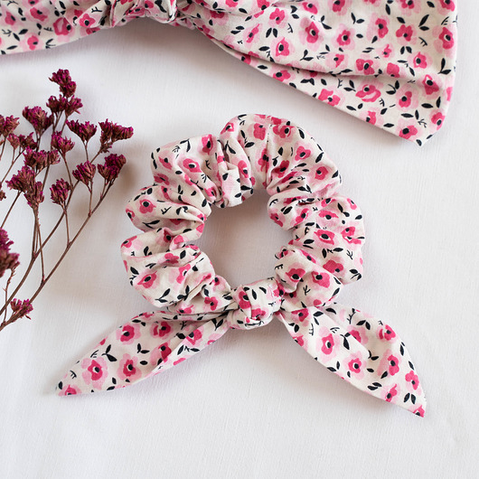gumki do włosów Scrunchie/frotka RÓŻOWE KWIATUSZKI