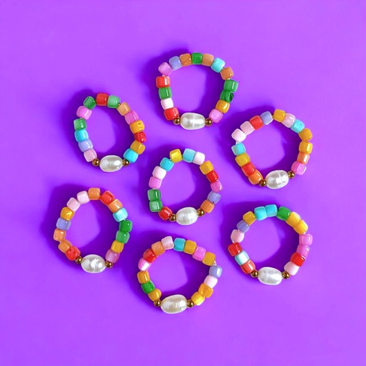 pierścionki elastyczne Pierścionek : summer collection : kolorowa muszla i perła