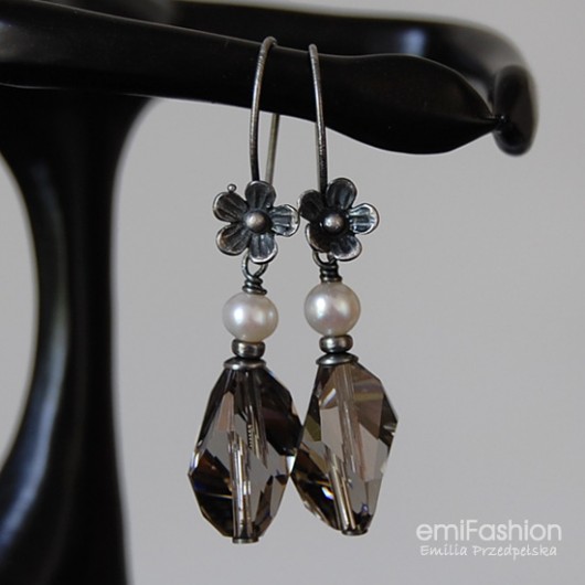 Promocja Cubist Black Diamond i perły w kwiatach    MAREMI Jewelry