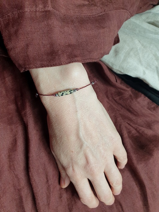bransoletki na sznurku Bransoletka BOHO sznurkowa bordowa, rodonit, hematyt