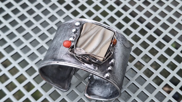 bransoletki wire wrapping Krzemień i pomarańcze - bransoletka regulowana