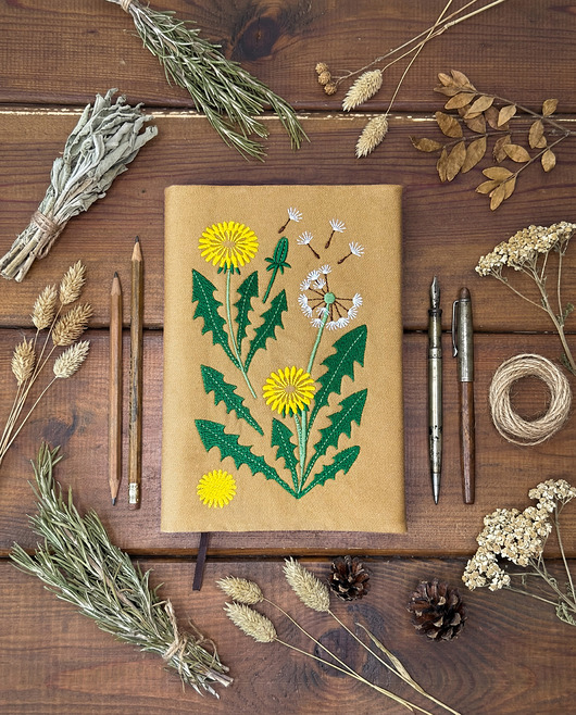 notatniki i albumy Haftowany notes - mniszek lekarski