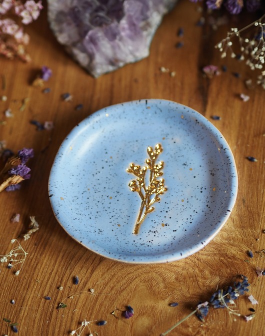 pojemniki na biżuterię Spodek na biżuterię lub palo santo