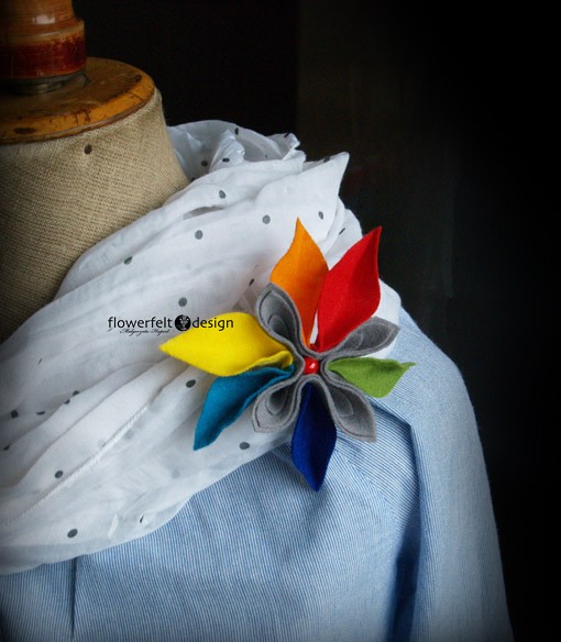 szara z kolorami FlowerFelt Design