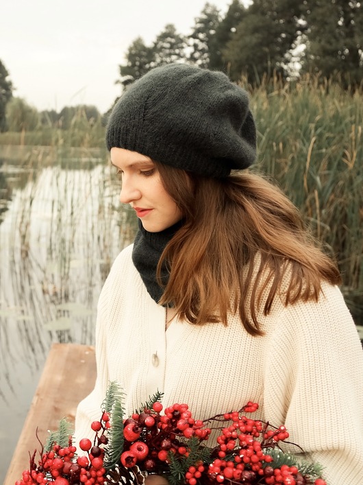 czapki damskie Zielona czapka beretowa z wełny alpaki