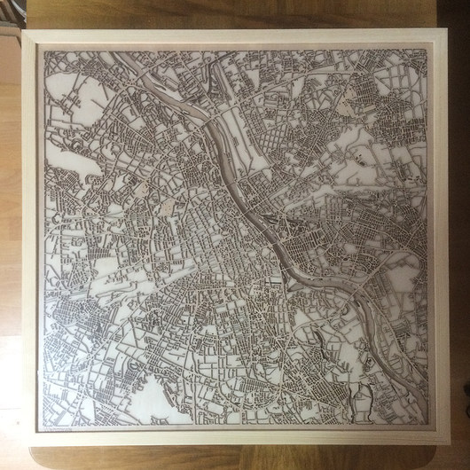 Ozdoby na ścianę CityWood - Drewniana Mapa Warszawa 60x60cm