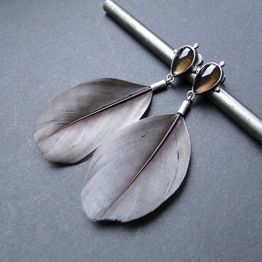 kolczyki srebrne Kolczyki kwarc himalajski z piórami