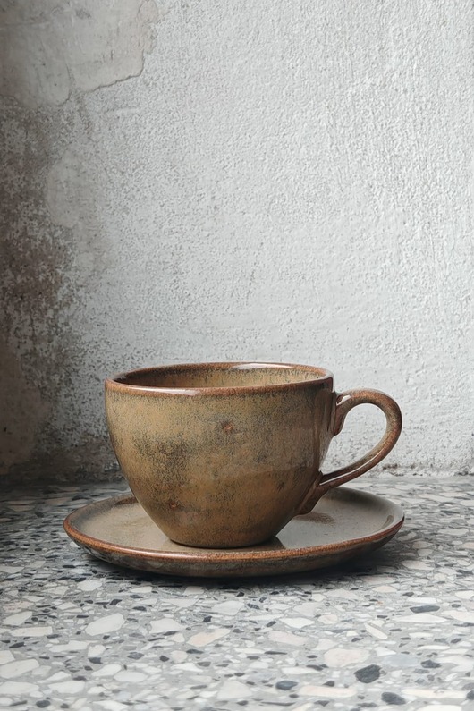 filiżanki Filiżanka z talerzykiem