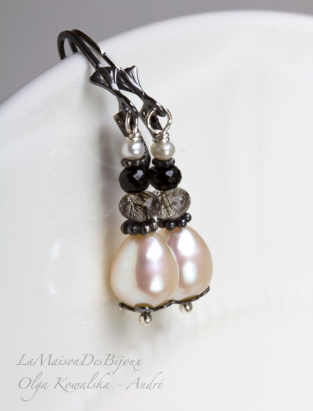 Dare to Wear Pearl OLANDRE