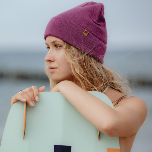 czapki damskie WILK - czapka 100% wełny merino- fioletowy