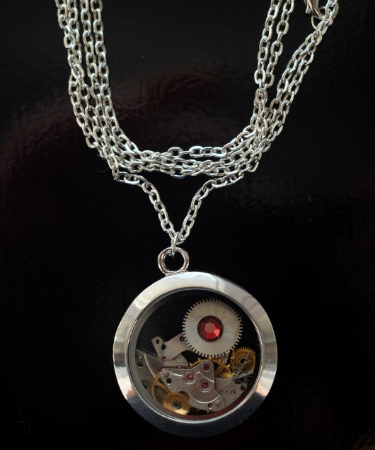Floating locket - na zamówienie Zegarynki