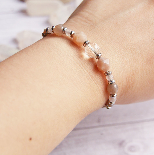 bransoletki z kamieni naturalnych Amulet - KOBIECOŚĆ - k.górski, k.słoneczny