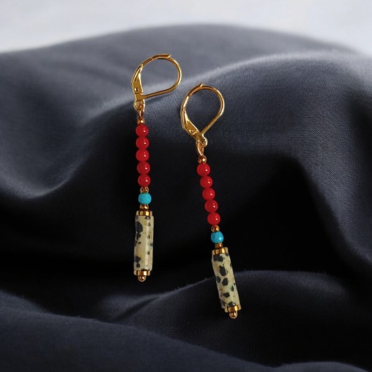 kolczyki z kamieniami Kolczyki długie : INDIA: jaspis, koral, magnezyt