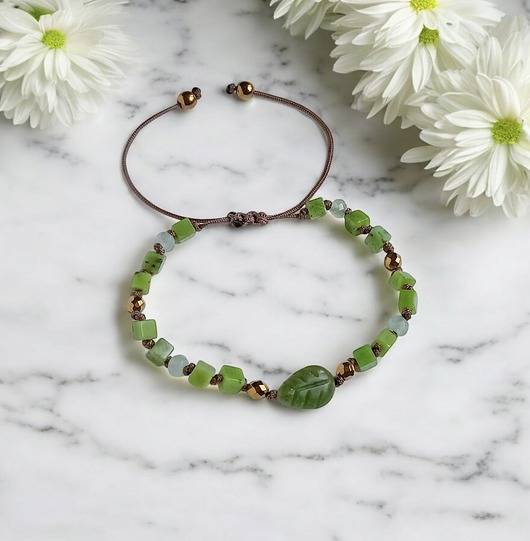bransoletki z kamieni naturalnych ZDROWIE i DŁUGOWIECZNOŚĆ - nefryt - liściasta bransoletka