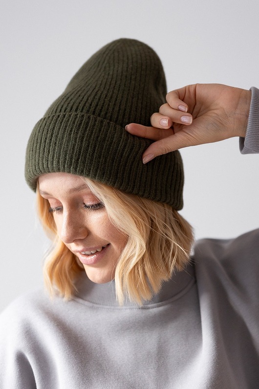 czapki damskie Czapka Gentle Cashmere Oliwka