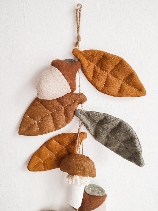 karuzele i girlandy do łóżeczka Girlanda lniana leśna liście