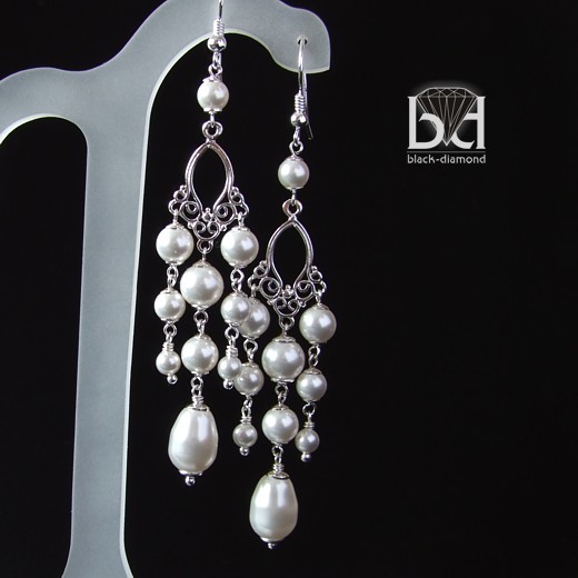 Kandelabry w bieli Black Diamond