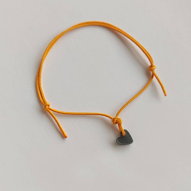 bransoletki na sznurku Serduszko  bransoletka