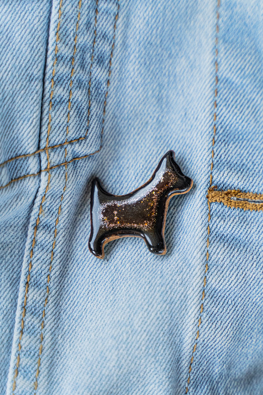 broszki Ceramiczna broszka PIES