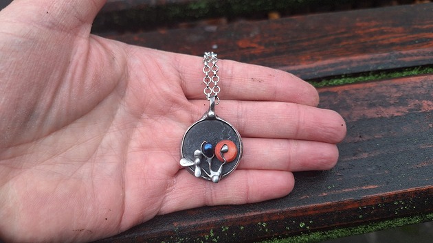 wisiory Perła i koral - wisiorek