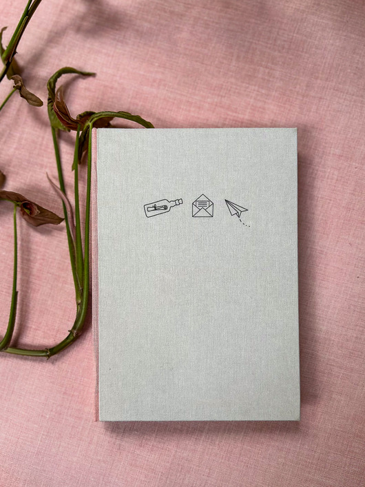 notatniki i albumy Notes listy (różowy grzbiet)