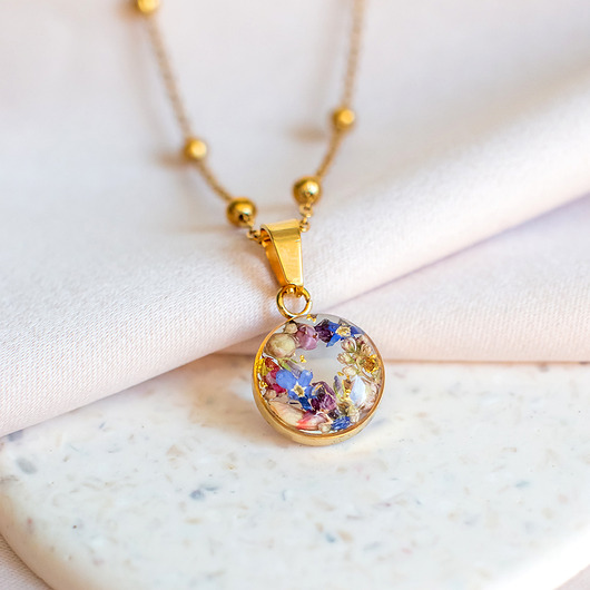 wisiory Wisiorek z kompozycją kwiatową