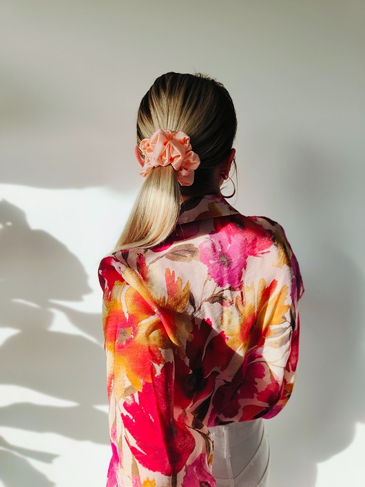 gumki do włosów Gumka jedwabna, scrunchie, frotka peach dew MAXI