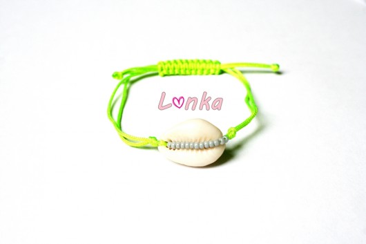 muszelka + koraliki + neonowy sznurek Lonka Jewelry