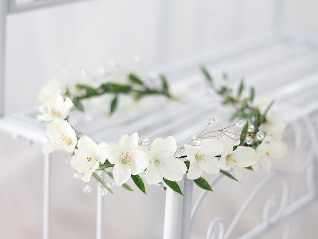 wianki komunijne Delikatny wianek komunijny z kryształkami