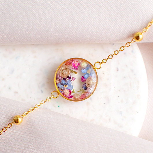 wisiory Wisiorek z kompozycją kwiatową