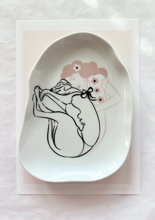 pojemniki na biżuterię Talerzyk na biżuterię  - Dama z pieskiem