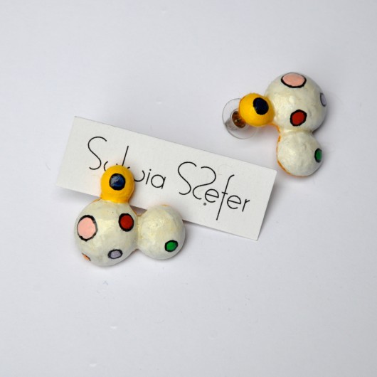 Kolczyki w kropeczki. Sylwia Szefer
