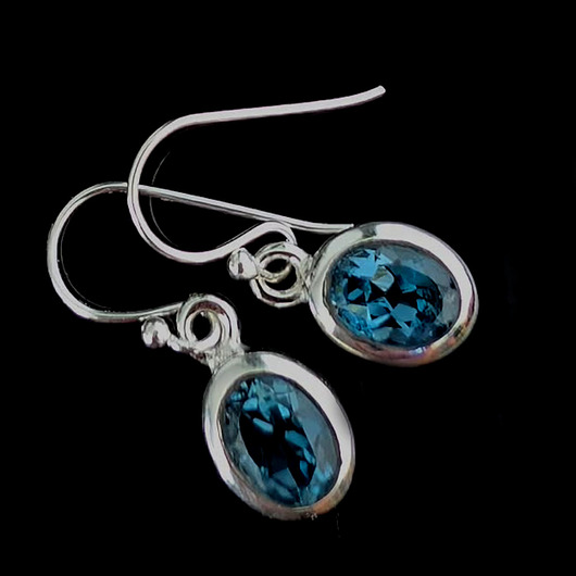 kolczyki srebrne Kolczyki srebrne london blue topazy