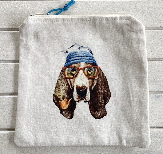 kosmetyczki Kosmetyczka z lnu. Basset w czapce