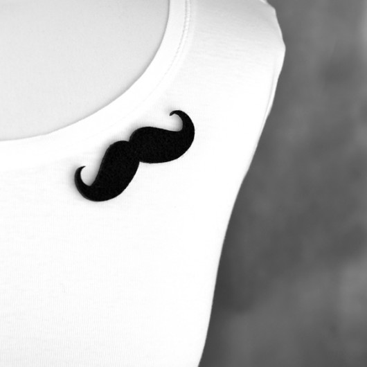 FeltMoustache 1 felt label