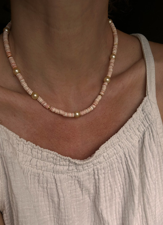 chokery Letnie wibracje - choker z Muszlą i Perłami