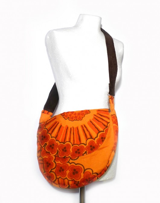 pomarańczowa z klapką Maruna Upcycled