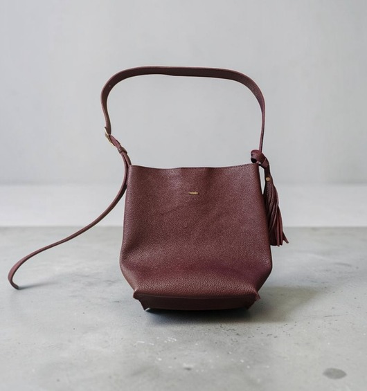 torby na ramię Torebka skórzana worek z frędzlami. Duża torebka damska crossbody