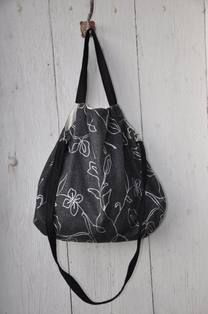 Torba hobo haftowana PRACOWNIA 166